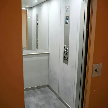 T5 Spacieux Au Bord Du Apartamento *