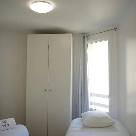 Apartamento T5 Spacieux Au Bord Du *